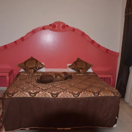 Santa Roza Hotel